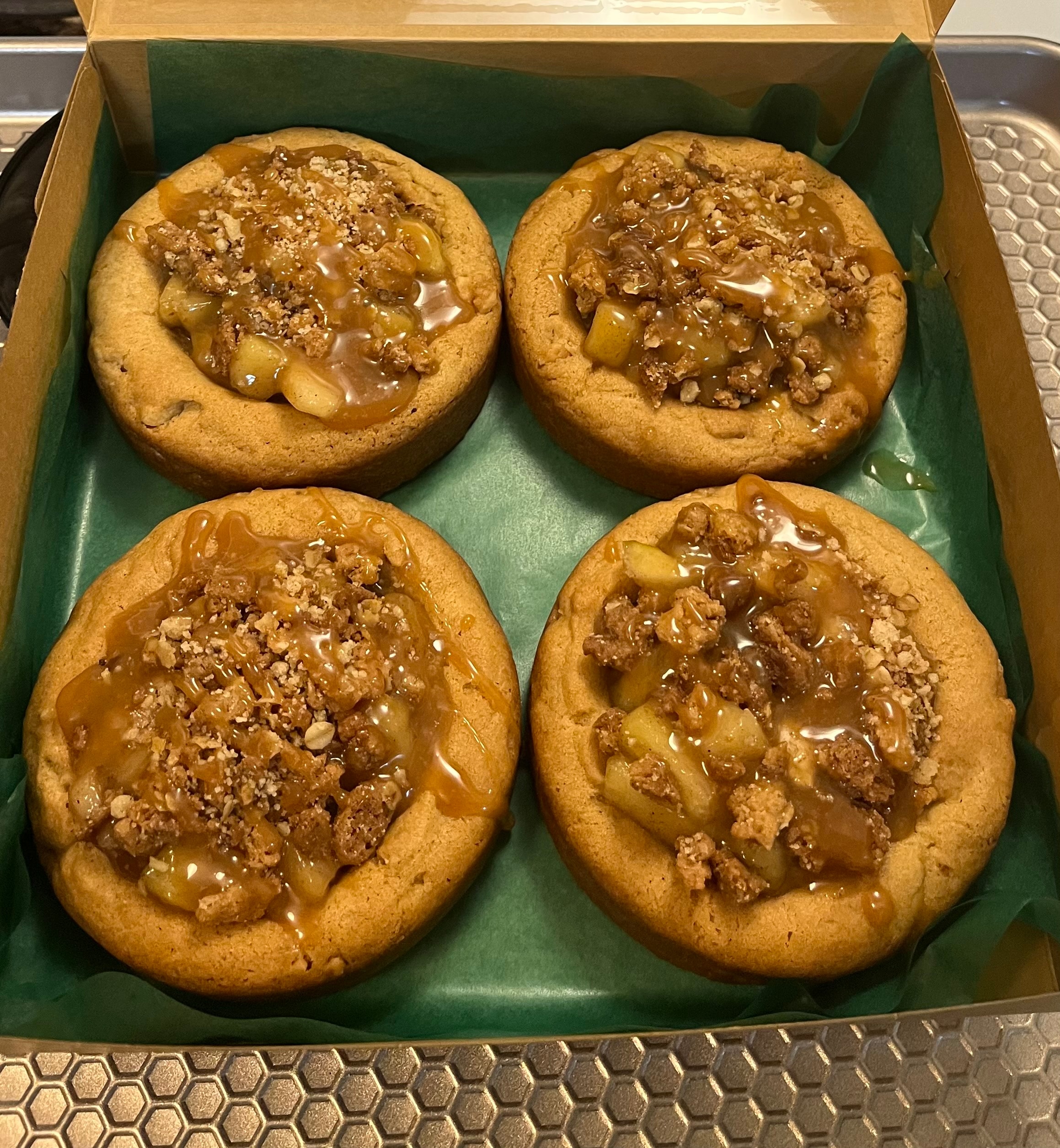 Pecan caramel pastry